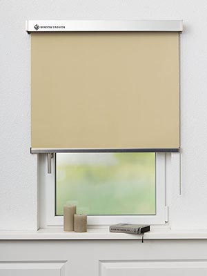 Verduisterend rolgordijn Miram 5502.4606 Fensteransicht