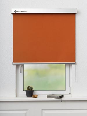 Verduisterend rolgordijn Miram 5504.4620 Fensteransicht